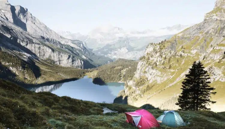 Découvrez des vacances insolites : optez pour le camping en pleine nature